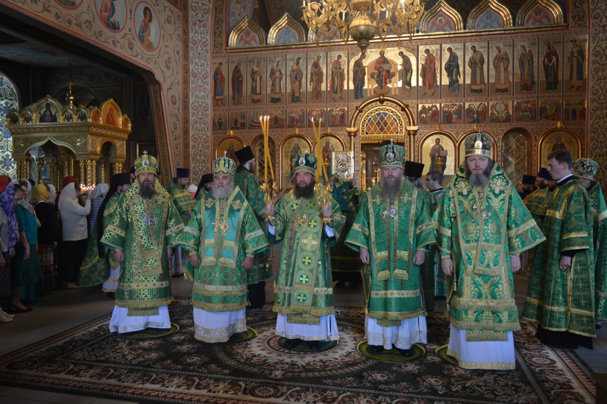 Черниговский скит причет